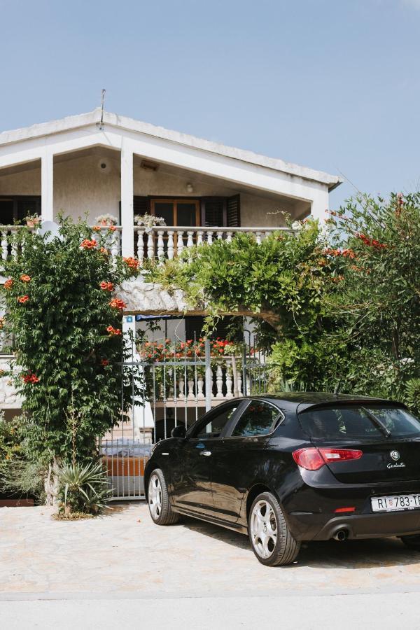 Apartments Marinka ビオグラード・ナ・モル エクステリア 写真